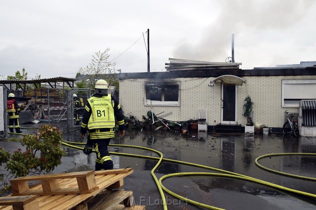 Feuer 4 Bergisch Gladbach Gronau Am Kuhlerbusch P087.JPG - Miklos Laubert